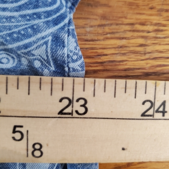 Pachwork Print Woman's Top Size Large Blue White - Picture 5 of 6